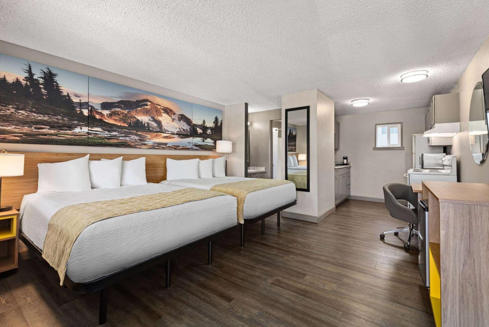 Days Inn By Wyndham Lakewood South Tacoma Kültér fotó