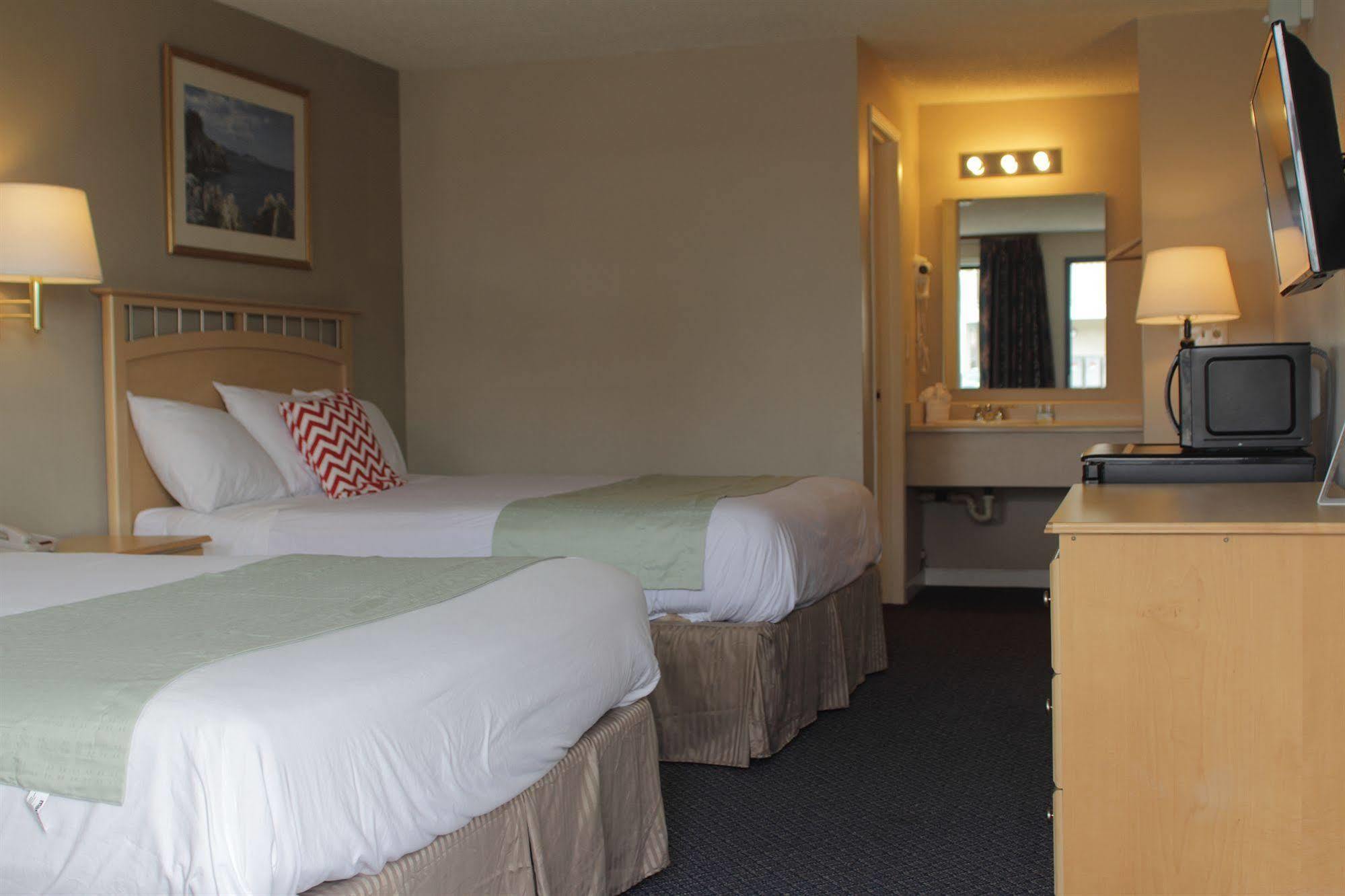 Days Inn By Wyndham Lakewood South Tacoma Kültér fotó